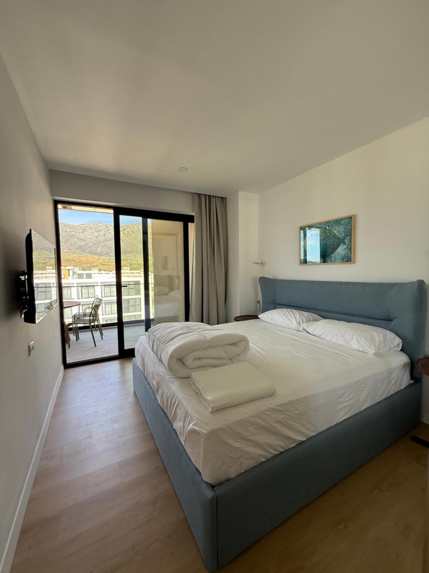 Apartment Radhime Luxury Sleeps 5