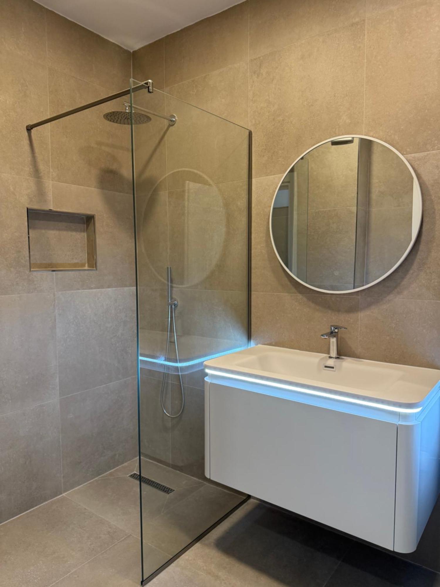 Apartment Radhime Luxury Sleeps 5