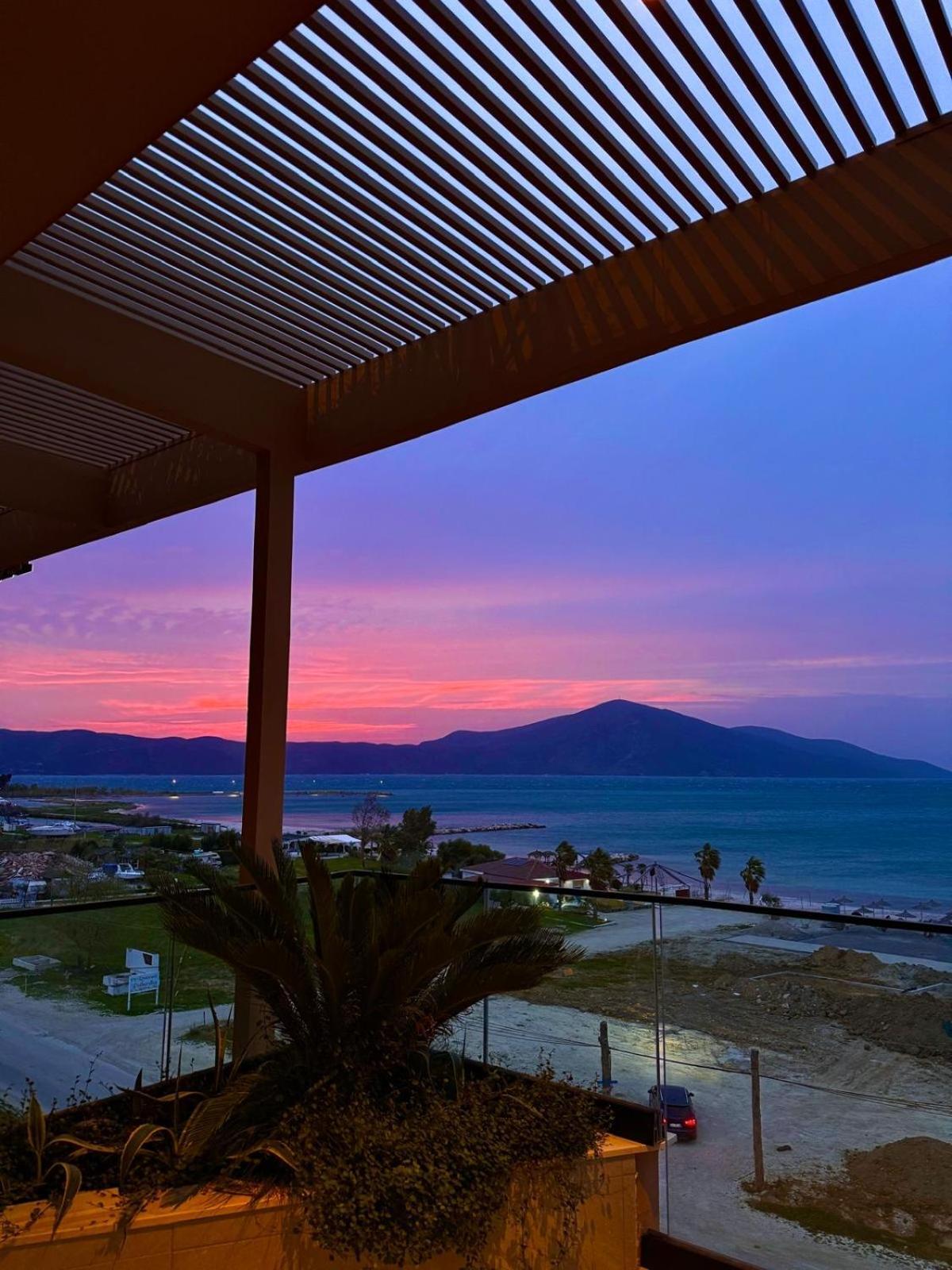 Radhime Luxury Sleeps 5 Apartment Orikum